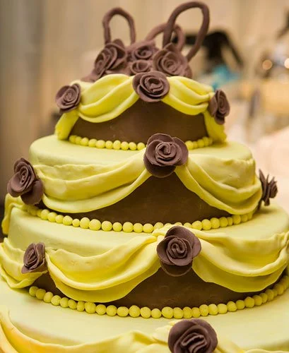 wedding-yellow-cake